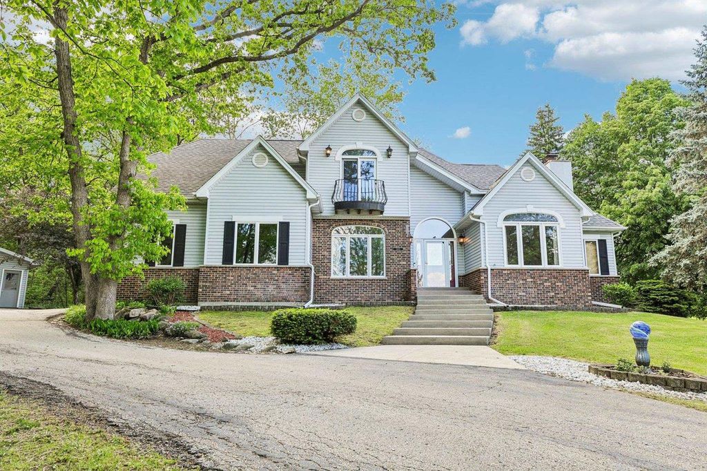 3115 Hawks Haven Trail, Deforest, WI 53532