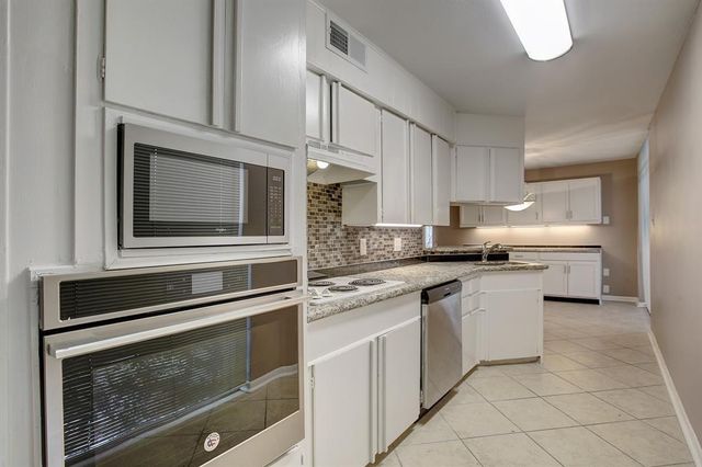 513 S Post Oak Lane 5206, Houston, TX 77056