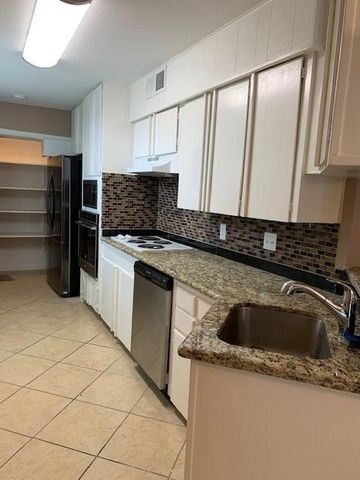 513 S Post Oak Lane 5206, Houston, TX 77056