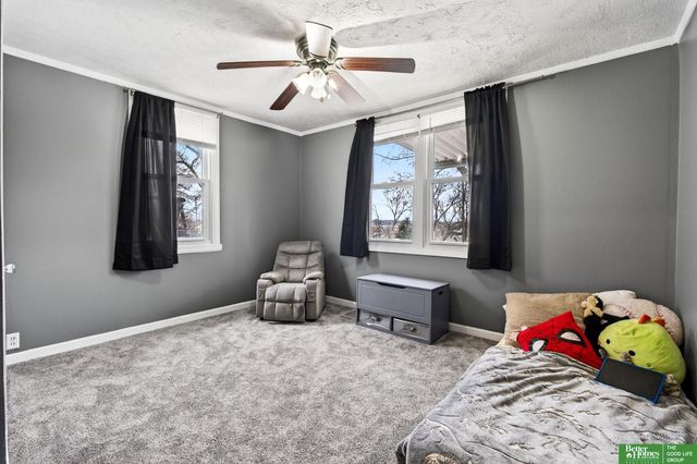 6923 N 60th Street, Omaha, NE 68152