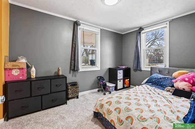 6923 N 60th Street, Omaha, NE 68152