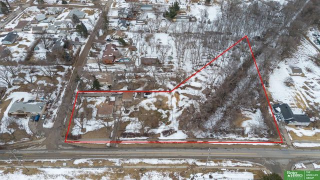 6923 N 60th Street, Omaha, NE 68152