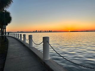 218 SE 14th St TS303, Miami, FL 33131