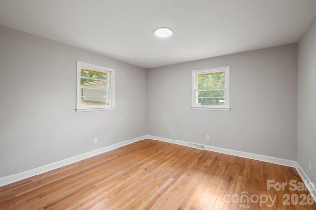 901 S 10th Street, Bessemer City, NC 28016
