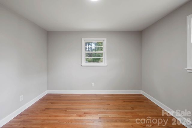 901 S 10th Street, Bessemer City, NC 28016