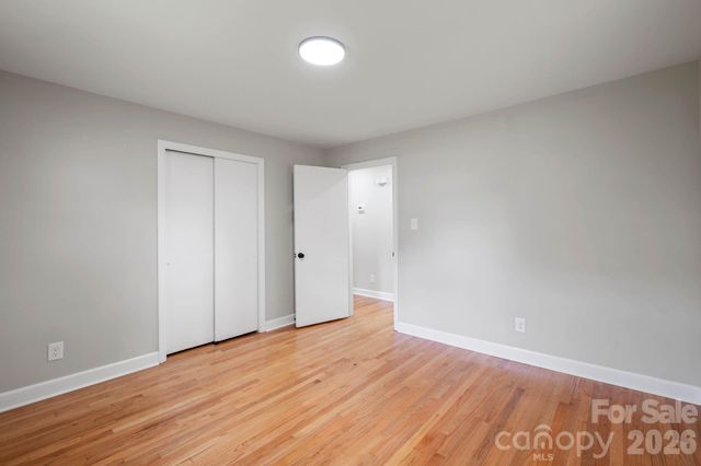 901 S 10th Street, Bessemer City, NC 28016