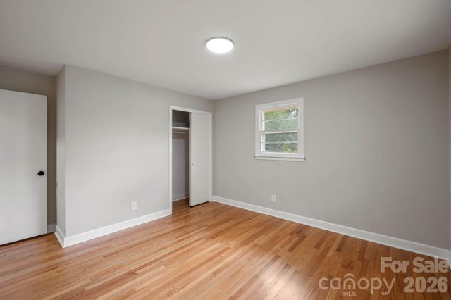 901 S 10th Street, Bessemer City, NC 28016