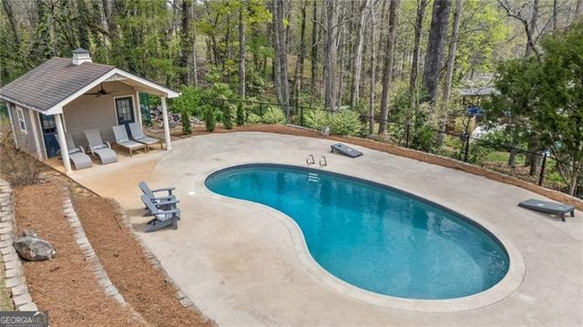 1275 Oakhaven Drive, Roswell, GA 30075