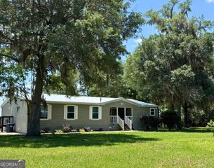 2554 Harrietts Bluff Road, Woodbine, GA 31569