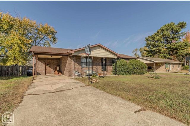 612 N 12th Street, Paragould, AR 72450
