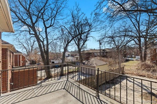 17567 Greenlawn Street, Detroit, MI 48221