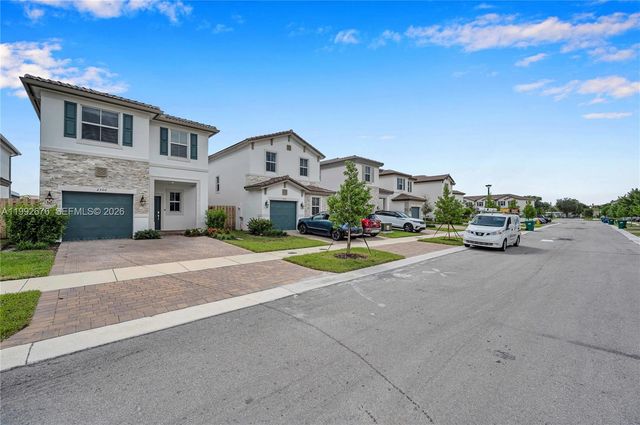 2300 NW 130th St, Miami, FL 33167