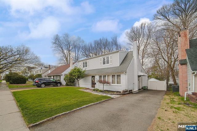 907 Spring Valley Road, Maywood, NJ 07607