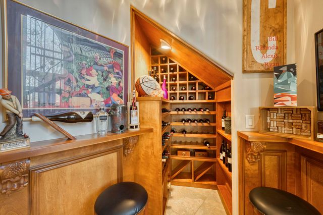 2907 S Ridgewood Lane, Springfield, MO 65809