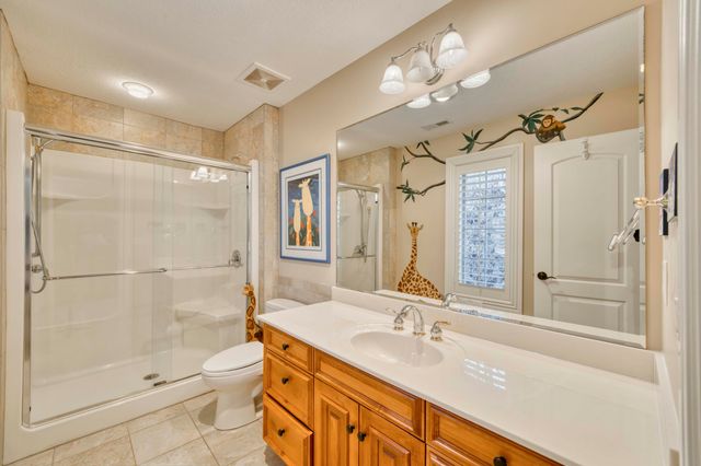 2907 S Ridgewood Lane, Springfield, MO 65809