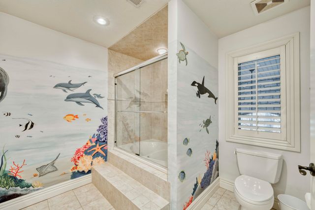 2907 S Ridgewood Lane, Springfield, MO 65809