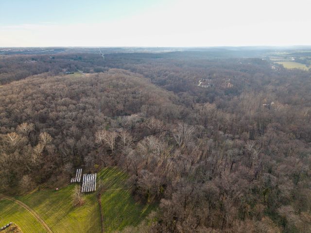 2907 S Ridgewood Lane, Springfield, MO 65809