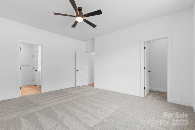113 E Edinburgh Court, Statesville, NC 28625