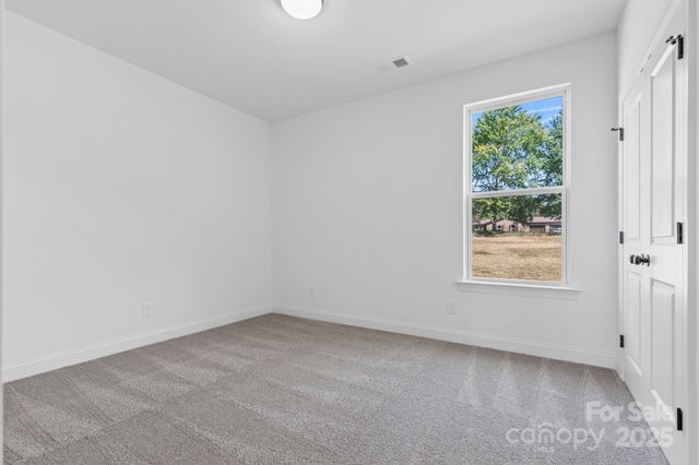 113 E Edinburgh Court, Statesville, NC 28625