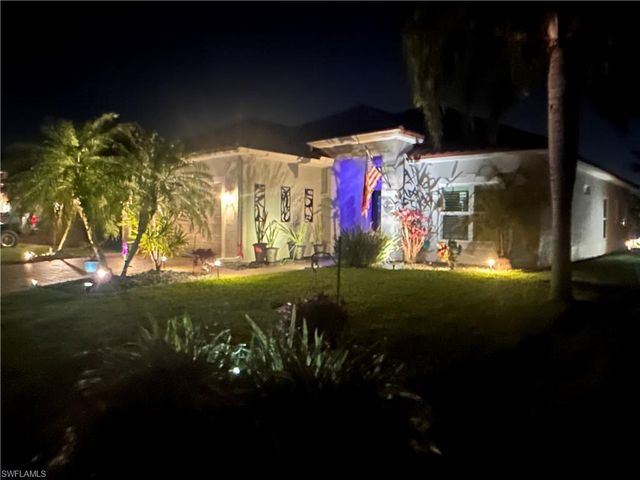 2128 Cape Heather CIR, Cape Coral, FL 33991