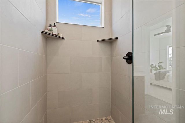 677 N Morning Glory Ave, Eagle, ID 83616