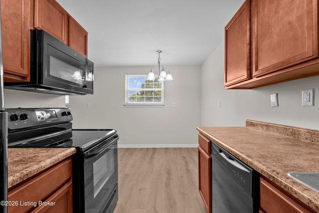 101 Middletown Square 101, Louisville, KY 40243