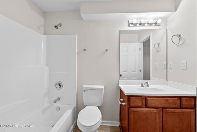 101 Middletown Square 101, Louisville, KY 40243
