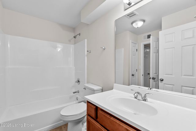 101 Middletown Square 101, Louisville, KY 40243