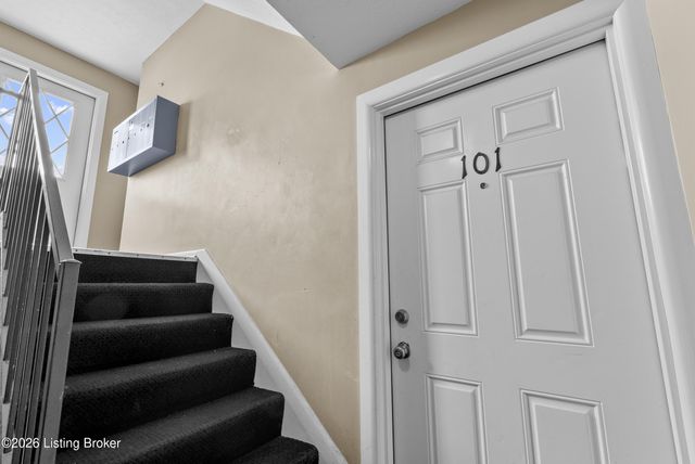 101 Middletown Square 101, Louisville, KY 40243