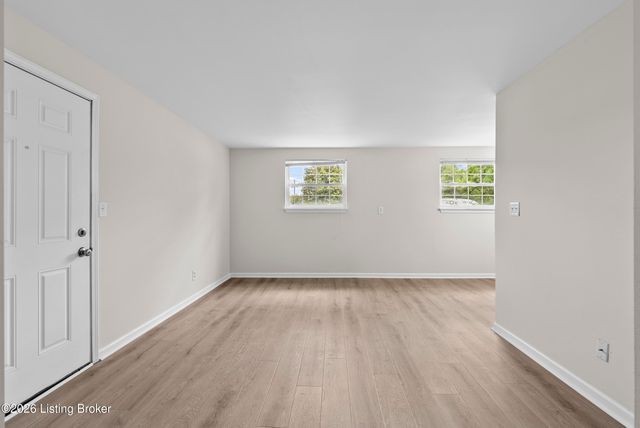 101 Middletown Square 101, Louisville, KY 40243
