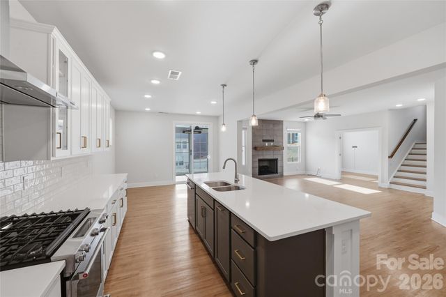 2013 White Cypress Court, Charlotte, NC 28216