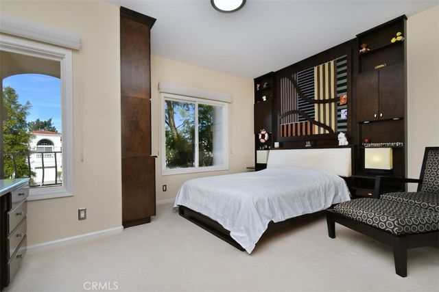 23224 Park Corniche, Calabasas, CA 91302