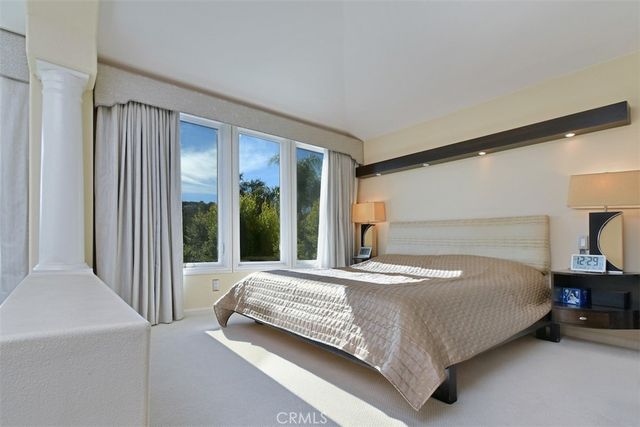 23224 Park Corniche, Calabasas, CA 91302