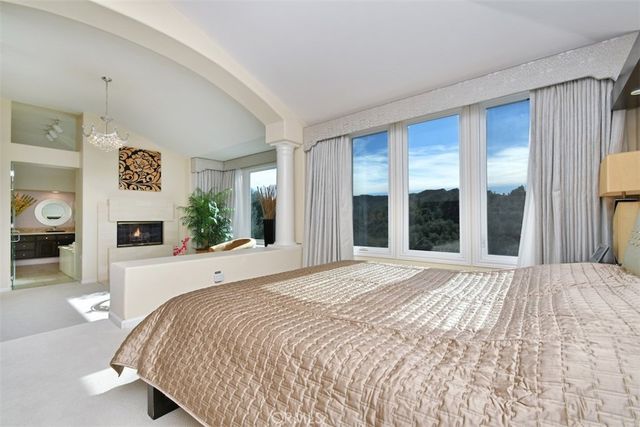 23224 Park Corniche, Calabasas, CA 91302