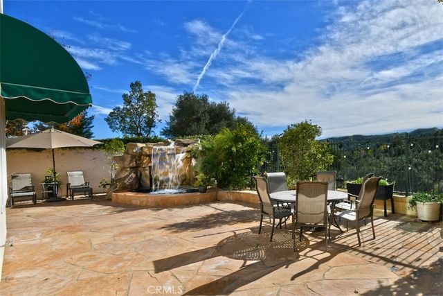 23224 Park Corniche, Calabasas, CA 91302