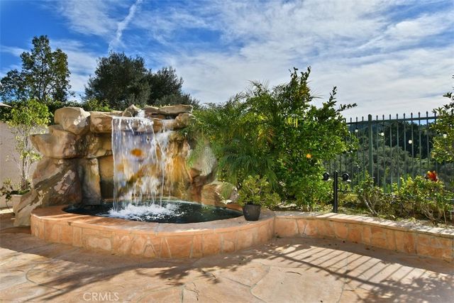 23224 Park Corniche, Calabasas, CA 91302