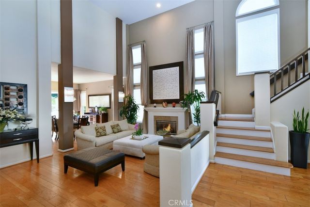 23224 Park Corniche, Calabasas, CA 91302