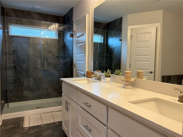 2739 Angels Road, Fayetteville, AR 72701