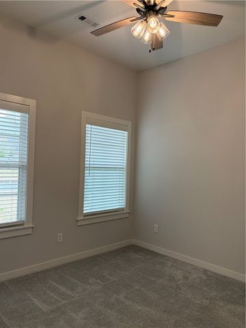 2739 Angels Road, Fayetteville, AR 72701