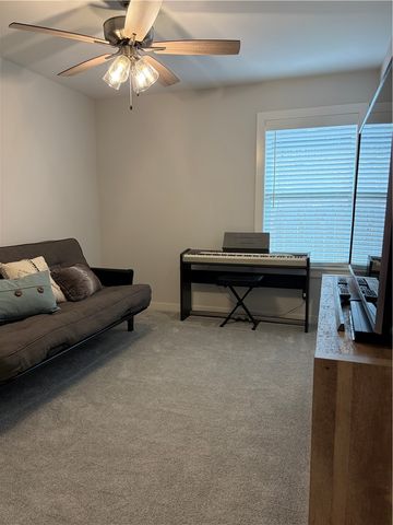 2739 Angels Road, Fayetteville, AR 72701