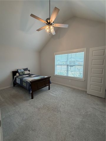 2739 Angels Road, Fayetteville, AR 72701