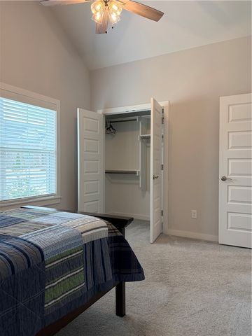 2739 Angels Road, Fayetteville, AR 72701