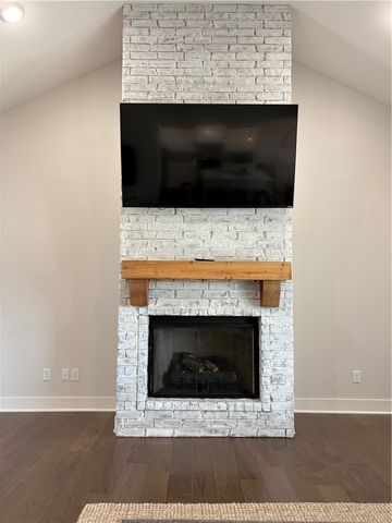 2739 Angels Road, Fayetteville, AR 72701