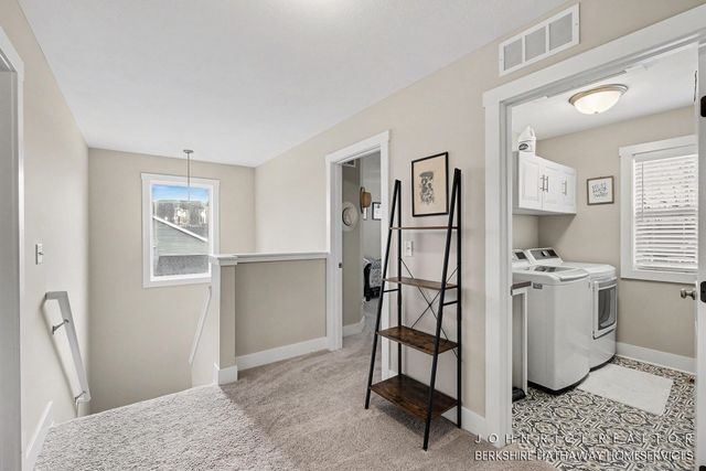 1584 Wales Road SE, Lowell, MI 49331