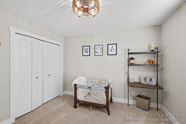 1584 Wales Road SE, Lowell, MI 49331