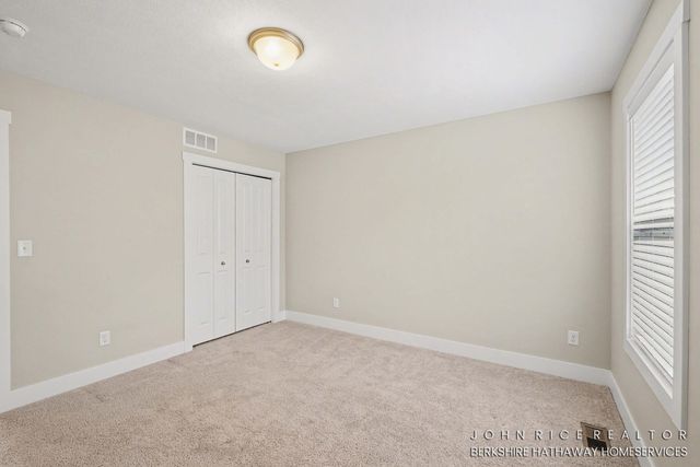 1584 Wales Road SE, Lowell, MI 49331