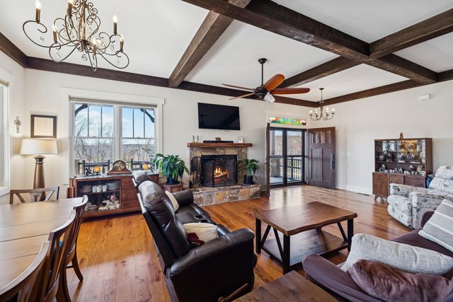 925 River Bluffs Drive, Jasper, TN 37347