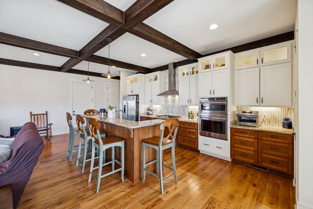 925 River Bluffs Drive, Jasper, TN 37347