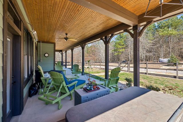 925 River Bluffs Drive, Jasper, TN 37347