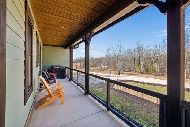 925 River Bluffs Drive, Jasper, TN 37347